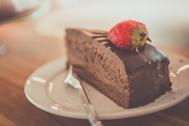 Gâteau au chocolat moelleux et fondant facile : la recette inratable