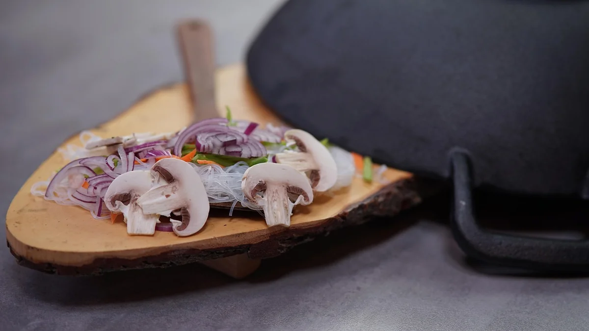 La technique de cuisson au wok, étape par étape