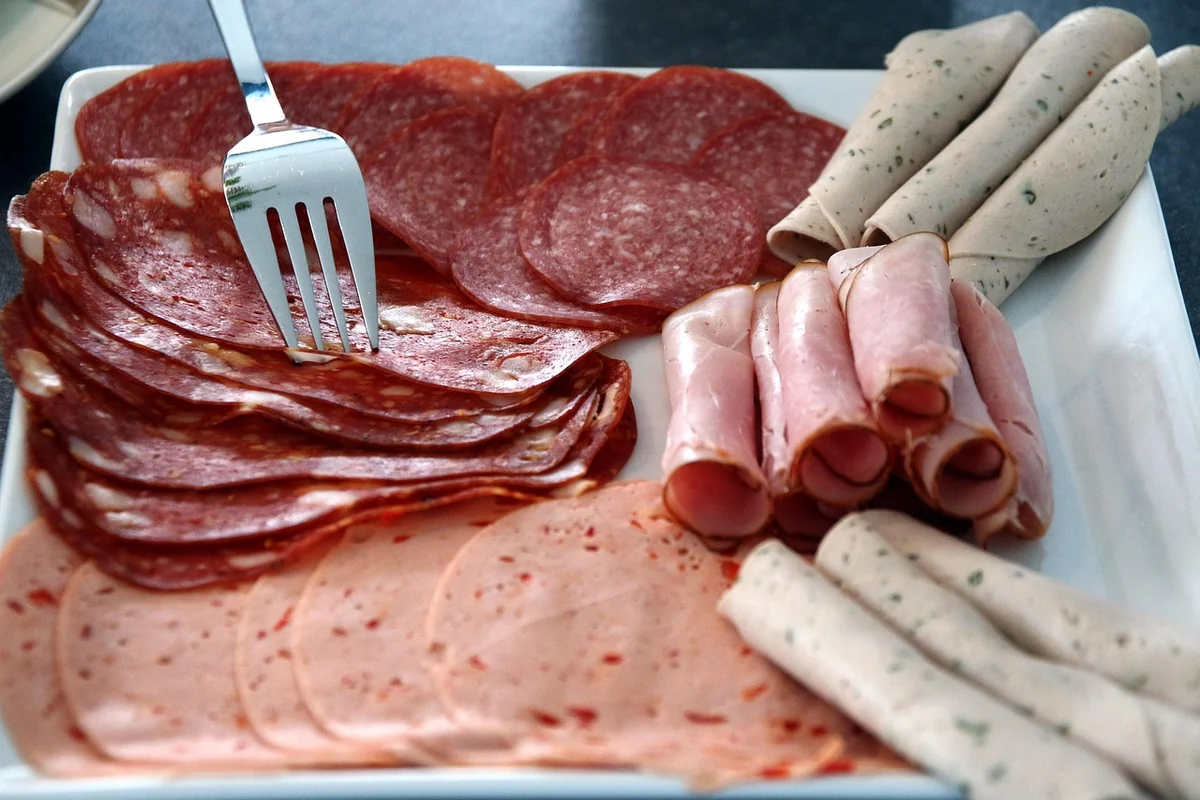 Faire un plateau de charcuterie pour 15, 20 personnes ou plus